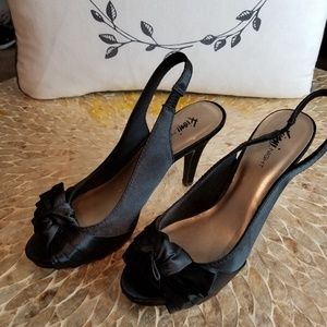 Fioni Night satin bow shoes